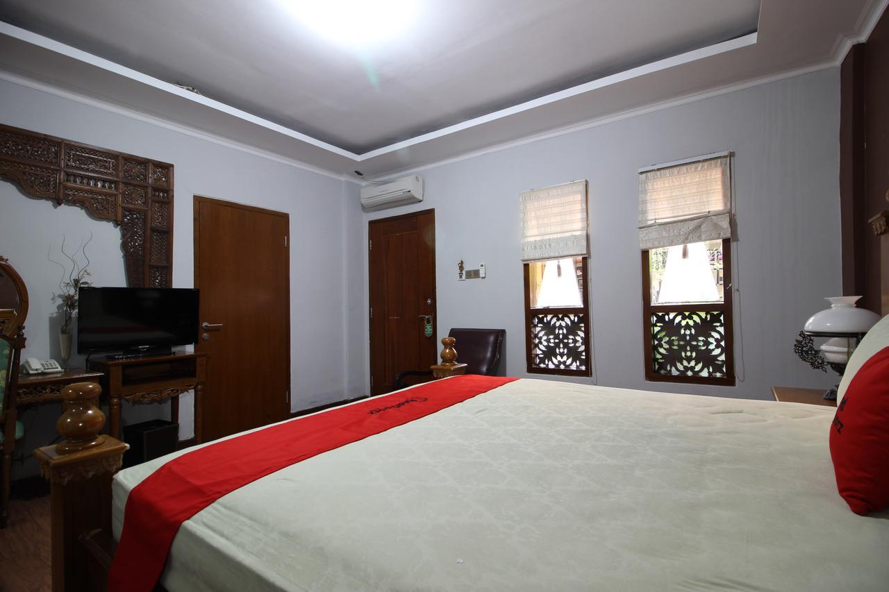 Reddoorz Plus Near Tugu Jogja 2 Yogyakarta Luaran gambar