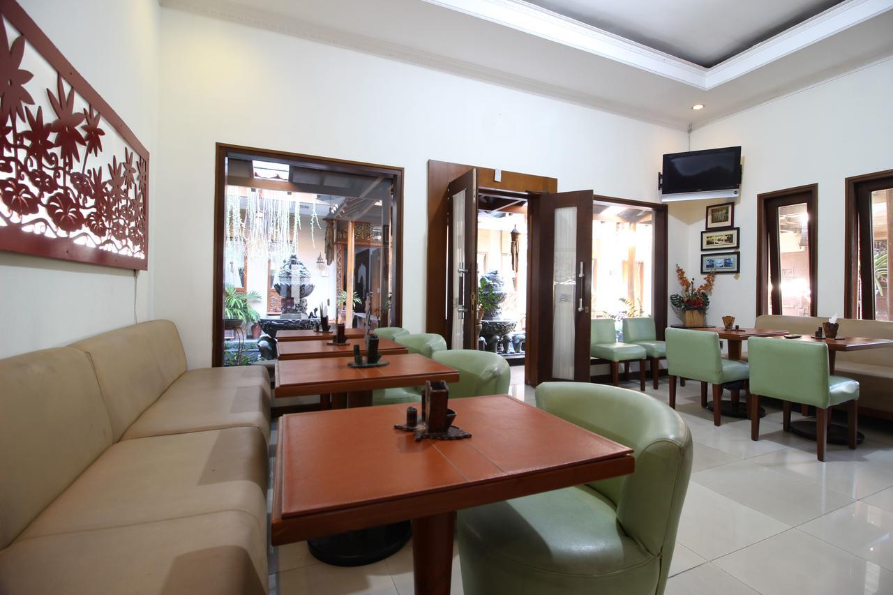 Reddoorz Plus Near Tugu Jogja 2 Yogyakarta Luaran gambar