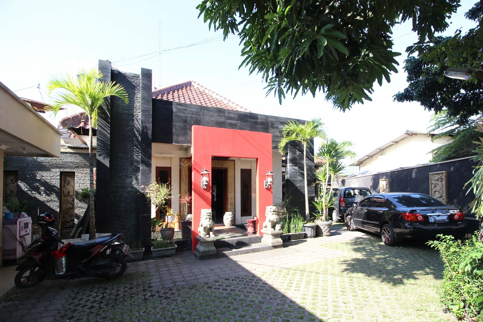 Reddoorz Plus Near Tugu Jogja 2 Yogyakarta Luaran gambar
